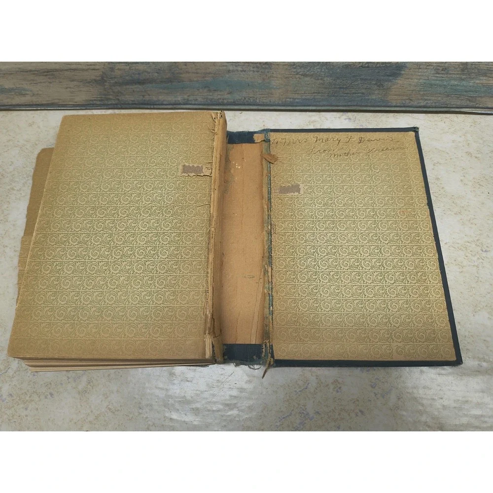 PEARLS FROM MANY‎ SEAS COMPILED BY REV. J.B. MCCLURE 1904